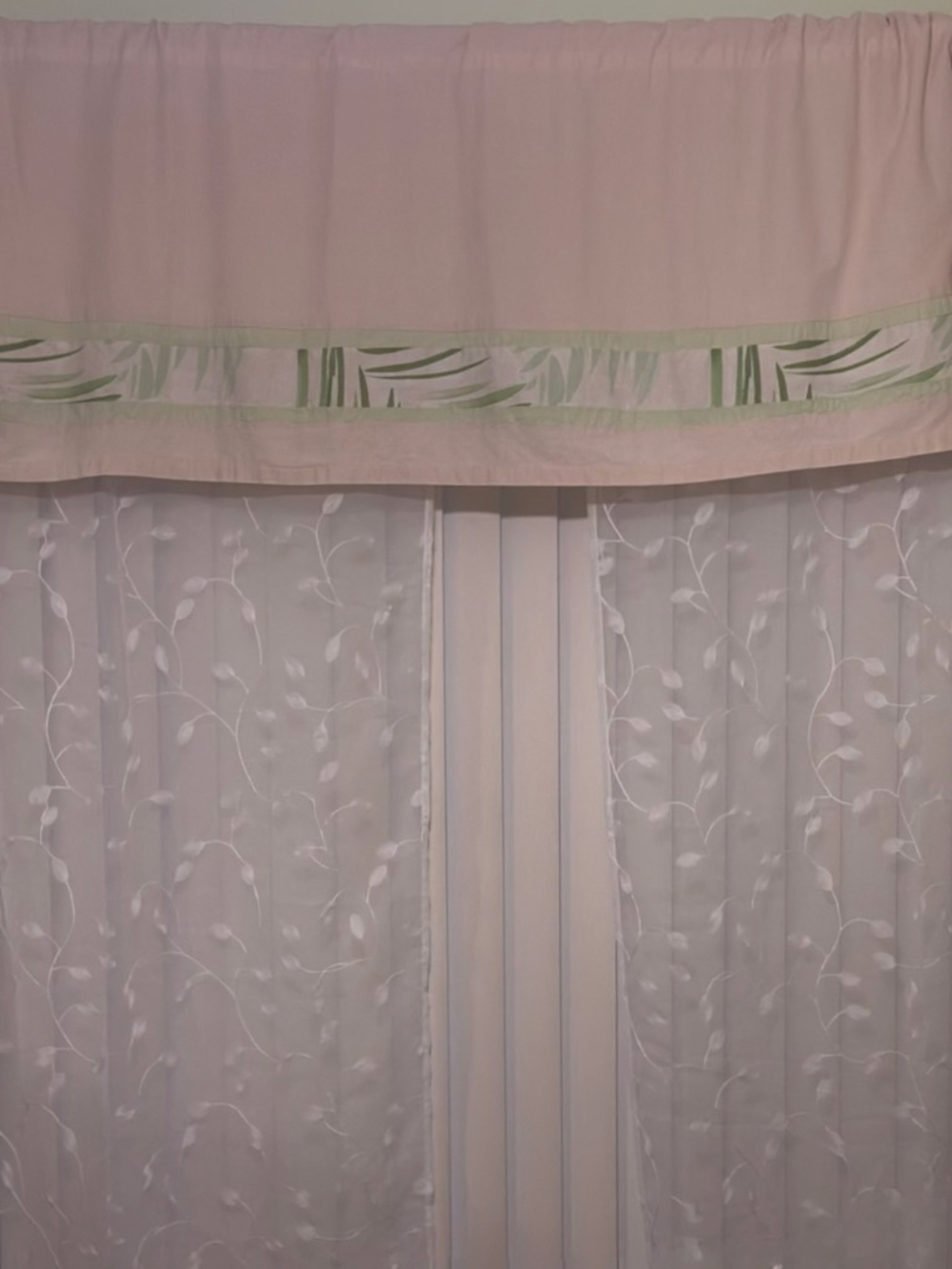 Beige/Green Leafy Long Lined Valance Window Treatment Curtain Tropical 76" x 26"
